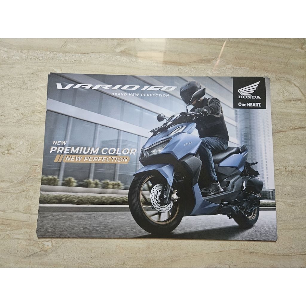 brosur katalog motor honda vario 160 2024 flyer