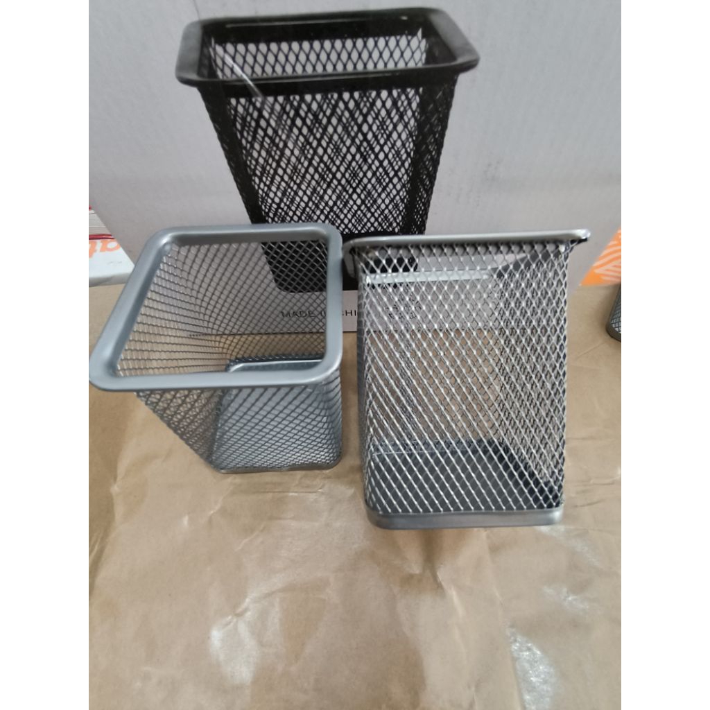 

Pen Holder/tempat alat tulis meja/Desk set Jaring pen