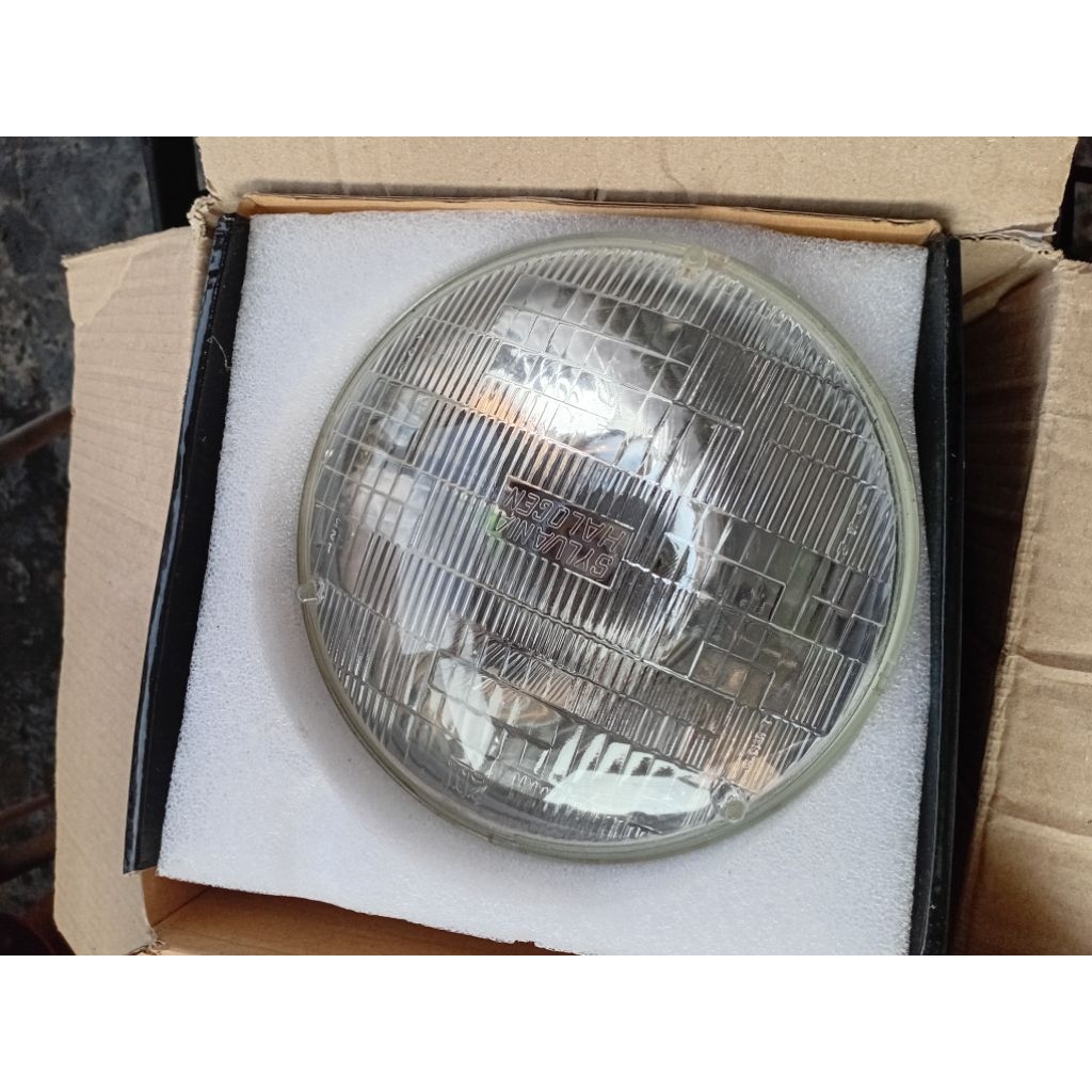 lampu depan harley davidson fadboy second