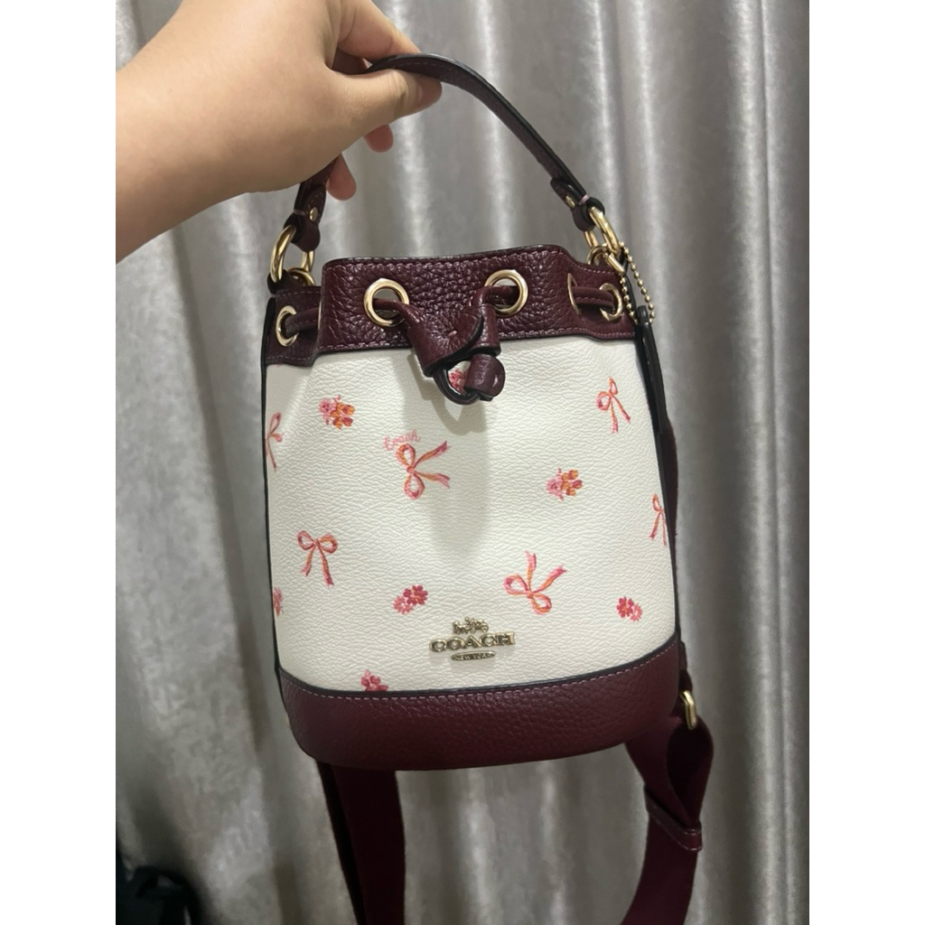 coach - mini bucket bag