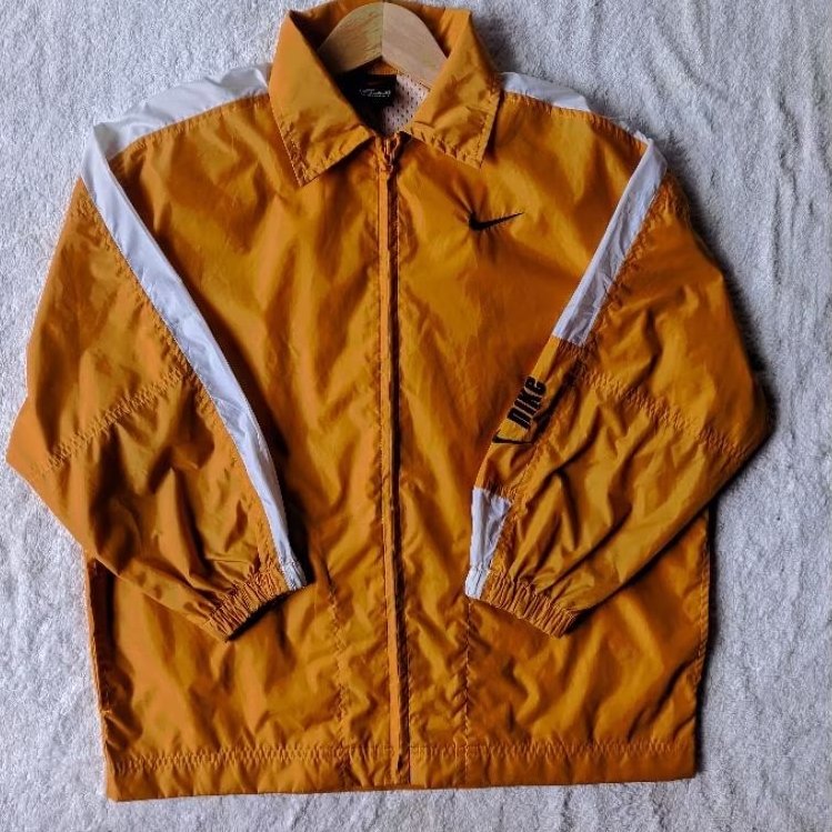 NIKE WB