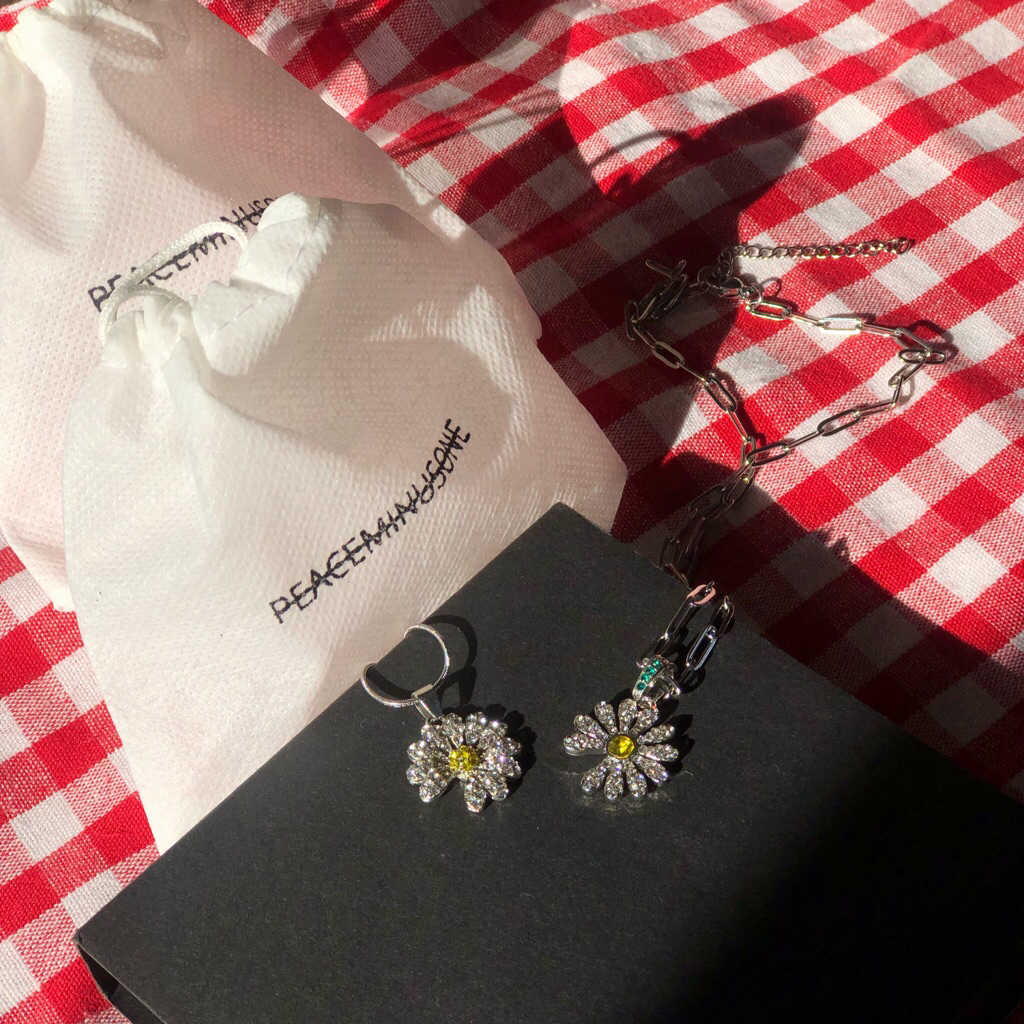 READY STOCK NECKLACE daisy GD premium blink kalung GD G-DRAGON