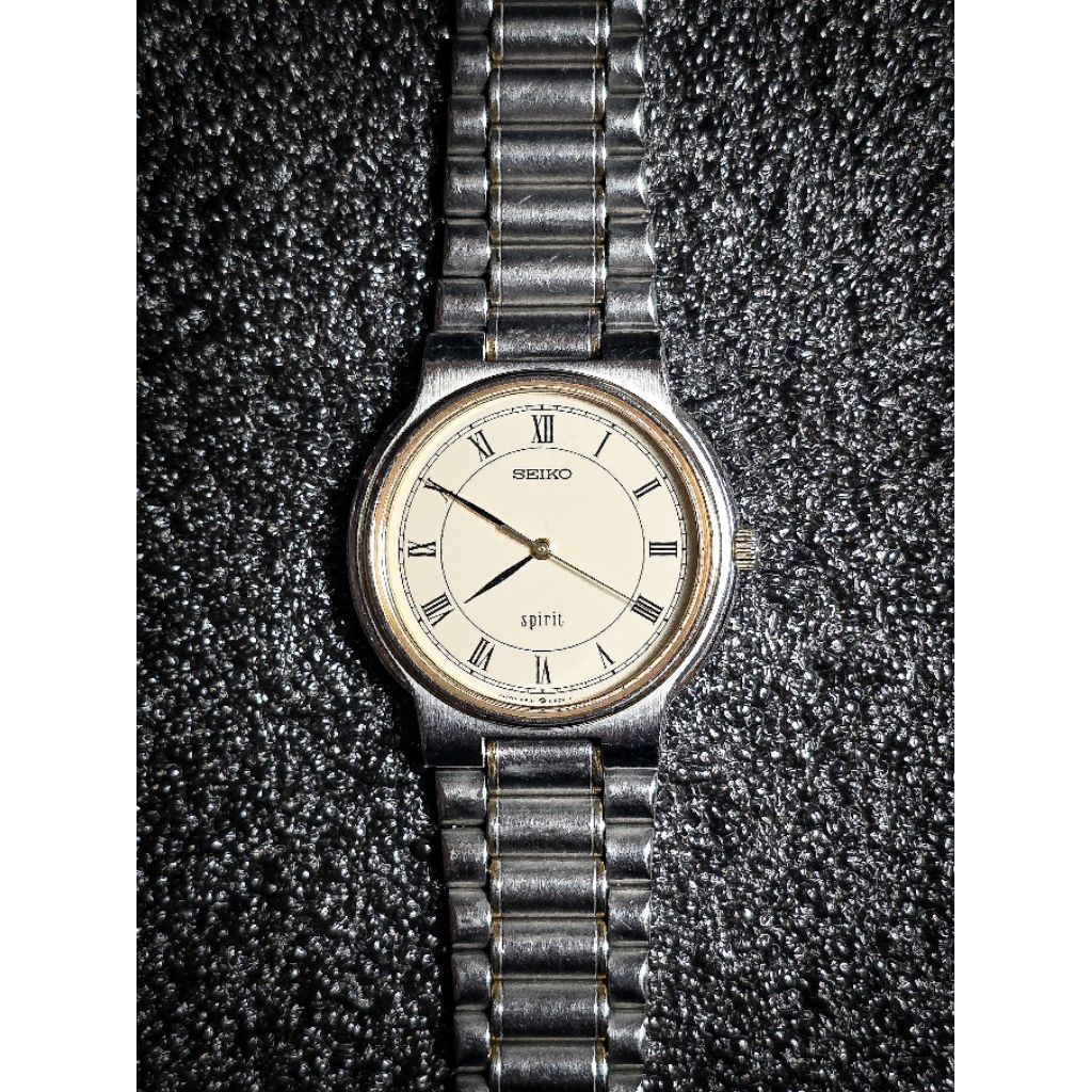 Jam Tangan Quartz Seiko 5P31-6A50 Second Preloved