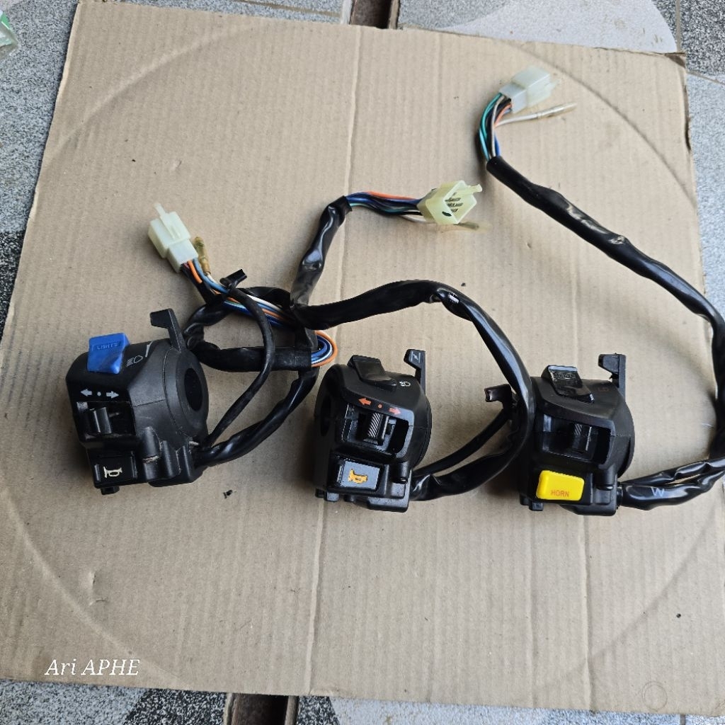 PROMO holder saklar kiri TIGER REVO TIGER LAMA 2000