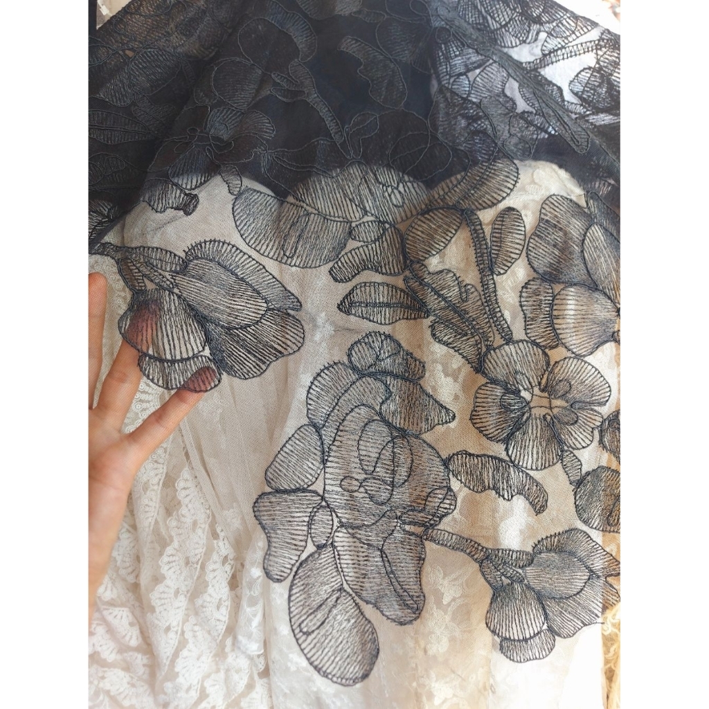 kain tile bordir original - kain tile bordir bunga - kain tile premium  - tile bordir kebaya(hitam