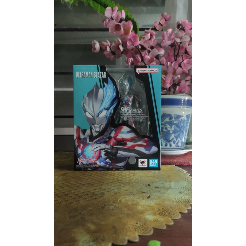 shf Ultraman Blazar