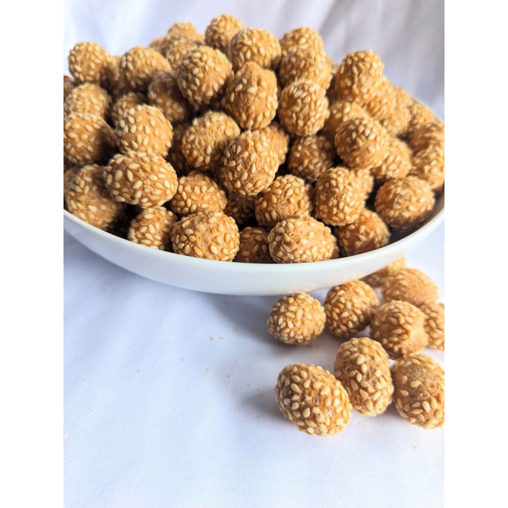 

Keciput Wijen Onde Onde mini Gurih manis kemasan 500gr