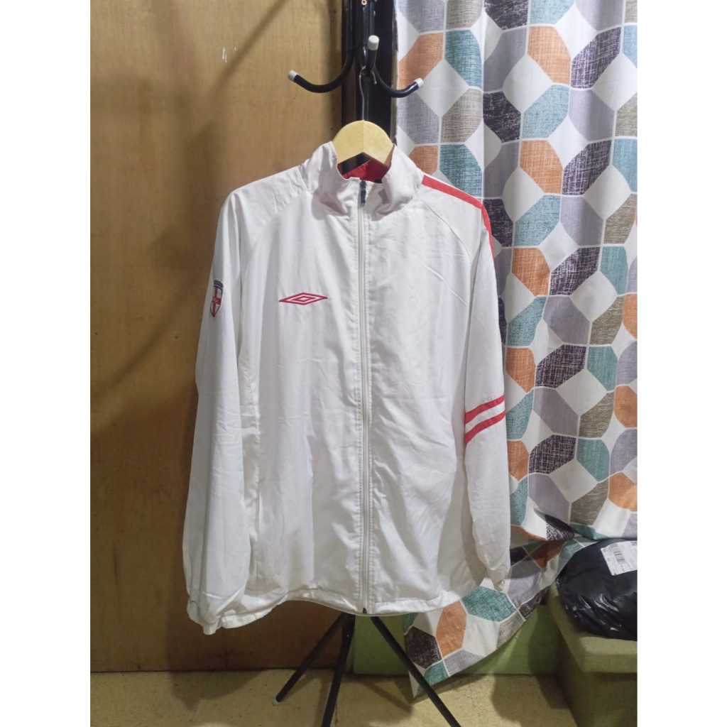 Official-WB Training Timnas Inggris Brand Umbro Warna Putih Pria