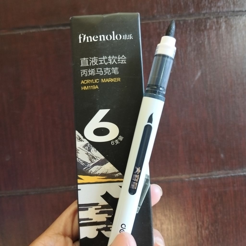 

Deli Finenolo Brush Acrylic Marker