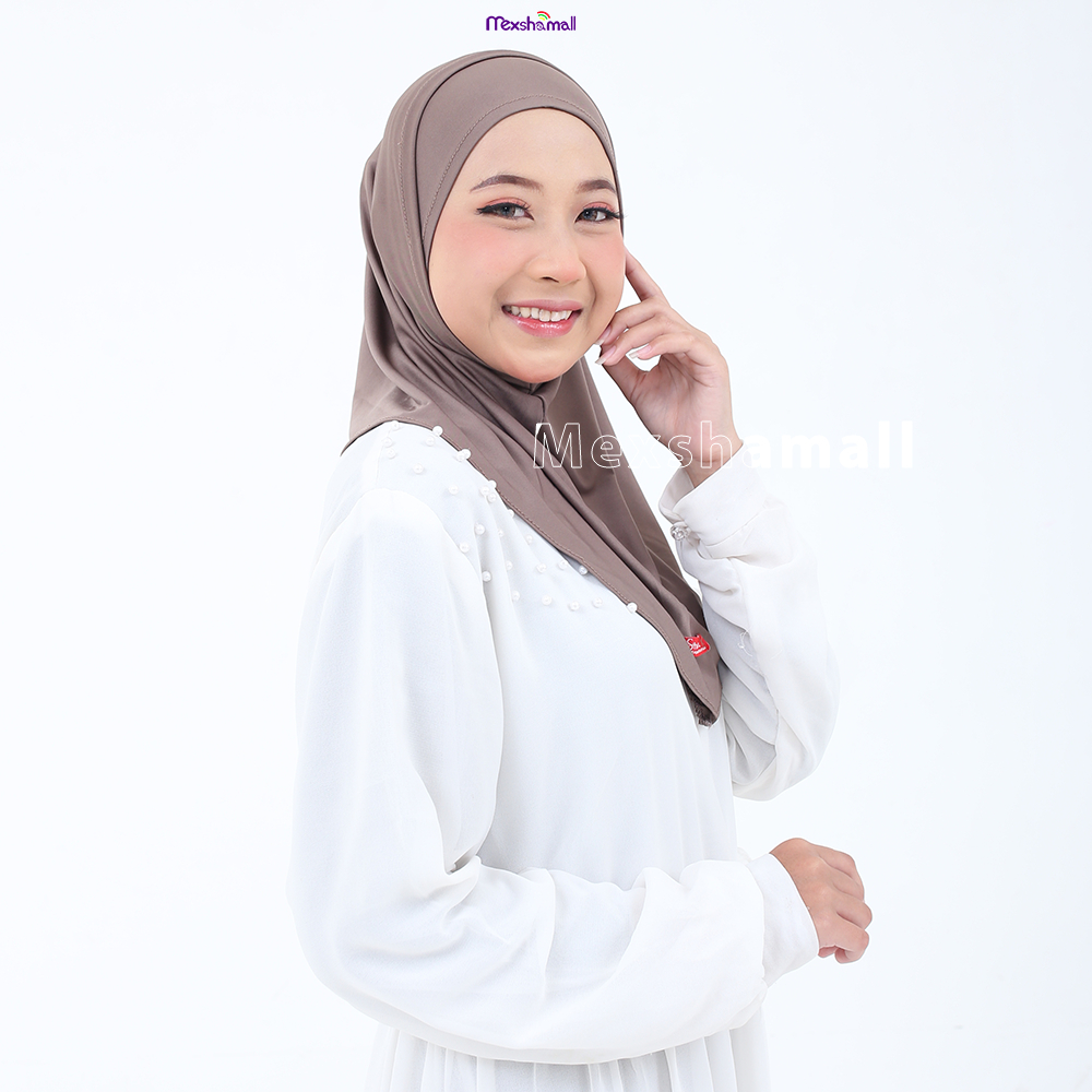 Jilbab Bergo sport / Jilbab Instan Helma Jersey Premium Hijab Bergo Masker Headset By Shamira hijab