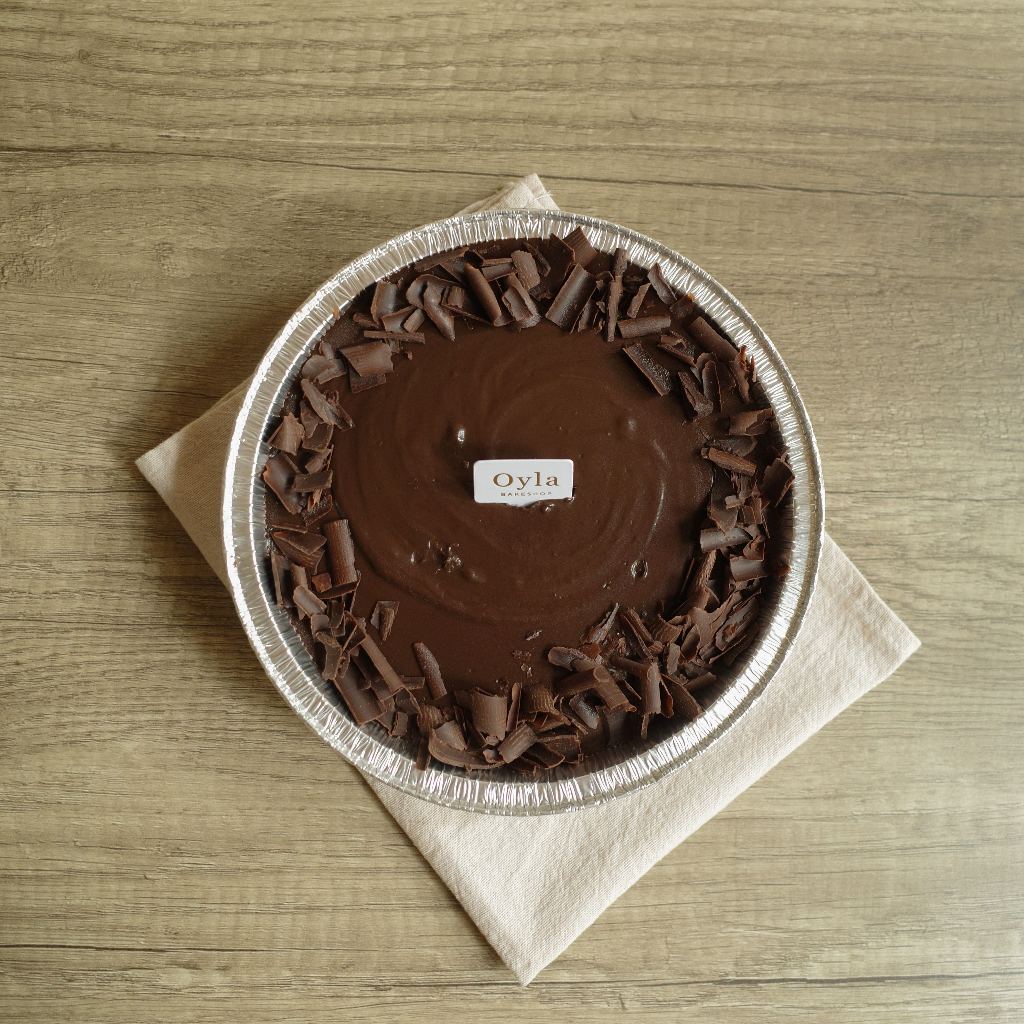 

Oyla English Chocolate Cake