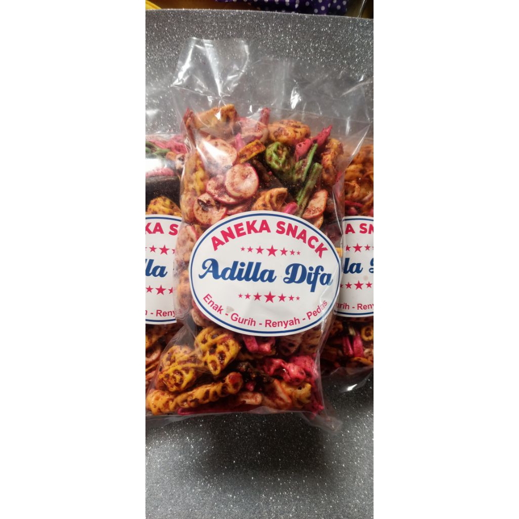 

Seblak Kering Campur Mix Kerupuk Jengkol Pedas Gurih Manis Nampol (250gr)