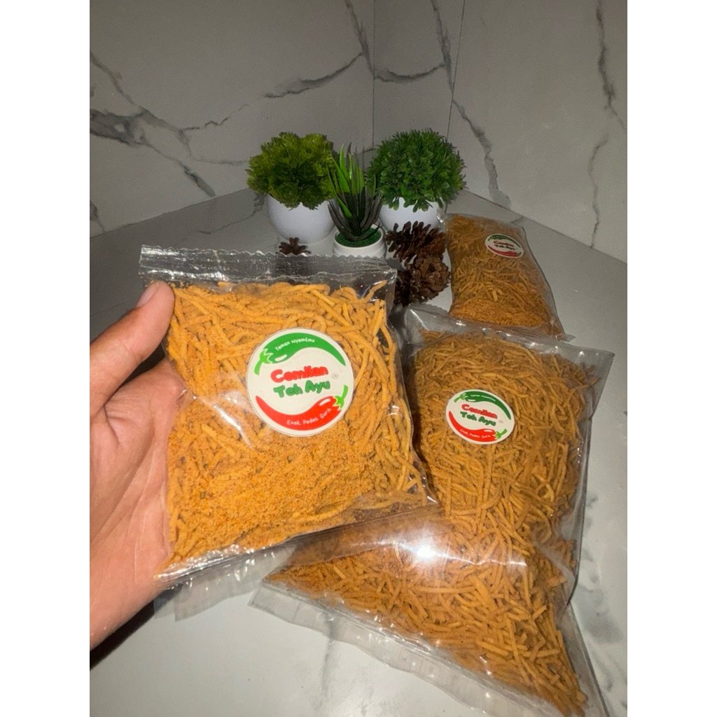 

Stik mie | stik mie pedas | cemilan pedas termurah 100gr