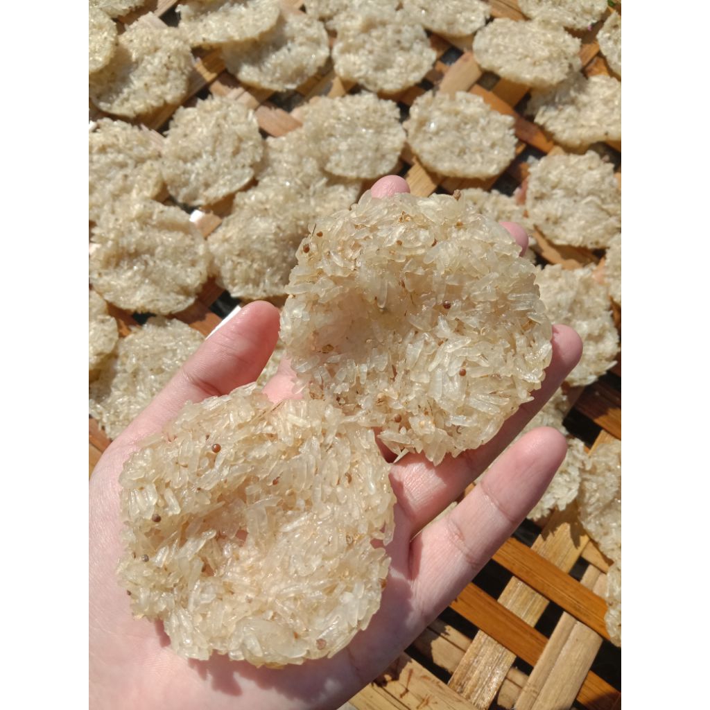 

Rengginang Ketan Asli - Cemilan Tradisional - Mentah Siap Digoreng - Rasa Asin Gurih - Isi 100