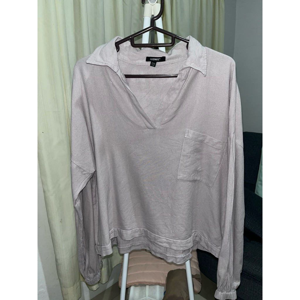 Preloved Hardware Atasan Baju Wanita Abu Grey Kaos Semi Formal
