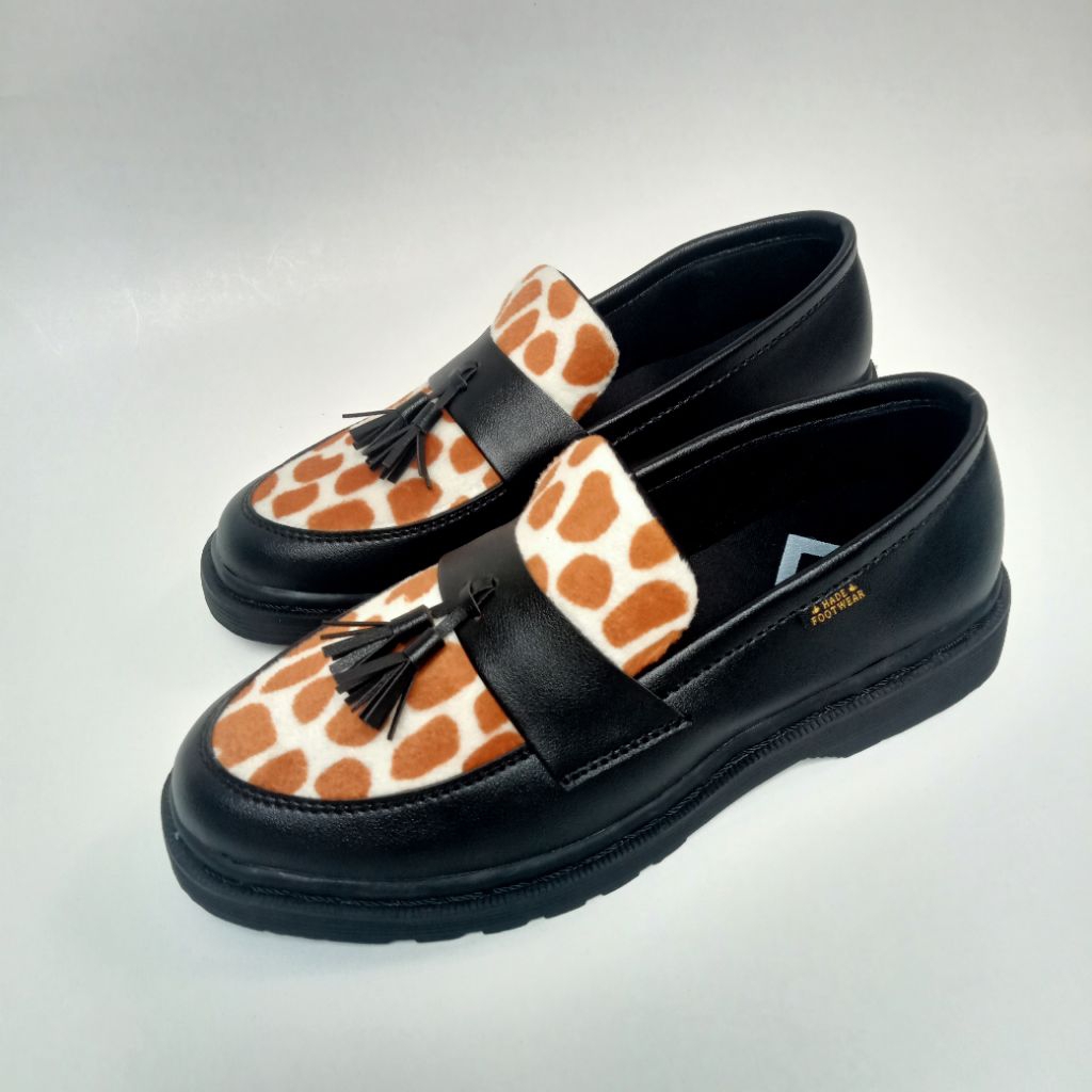 HADE LV TA 03 - Sepatu Loafer Leopard Pria Wanita Slip On Sepatu Modis Kasual Bervariasi Motif Menar