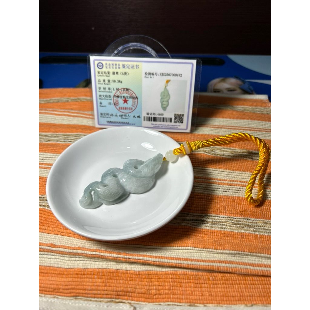 Gantungan Giok Burma Carving Snake Grade A Bersertifikat 100% Asli