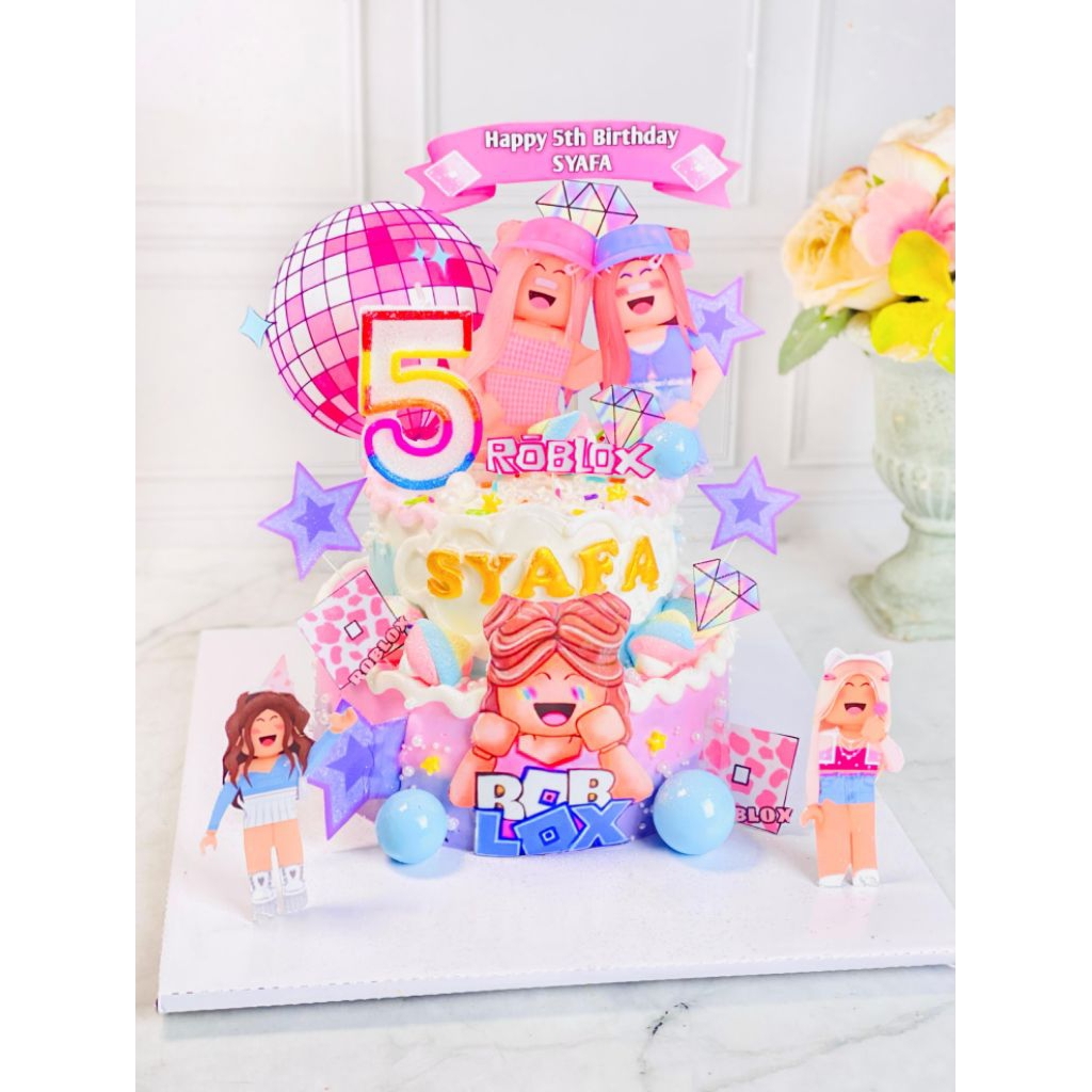 

cake ulang tahun/birthday roblox girls topper 2 tier