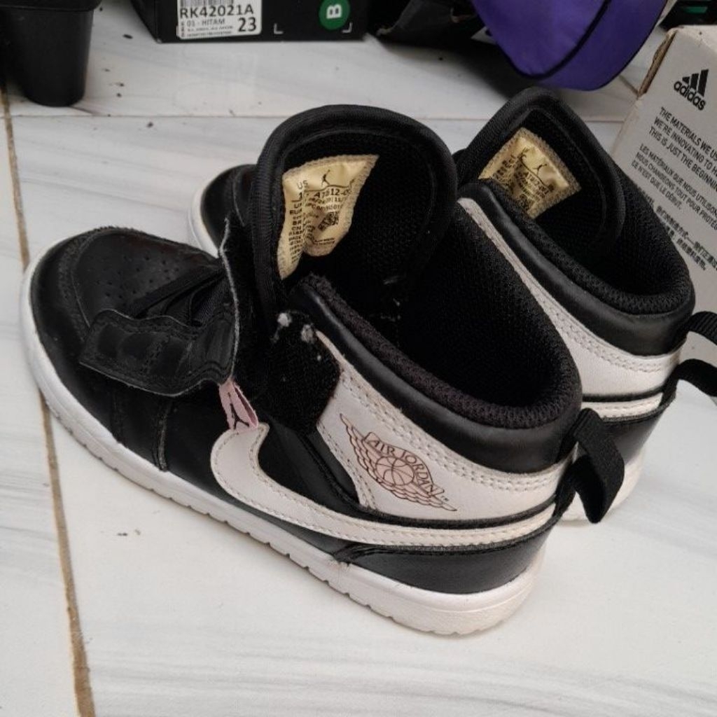 preloved sepatu jordan anak