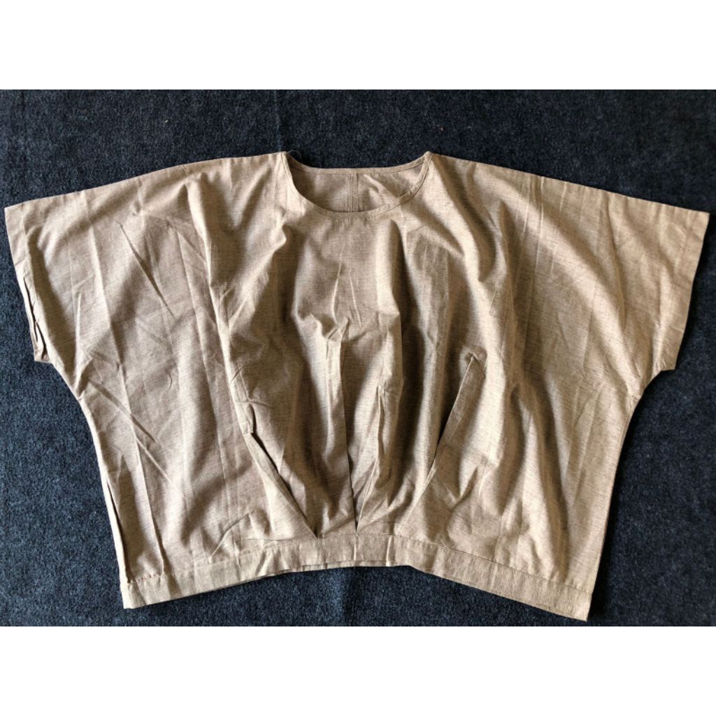 Atasan Jumbo/Kelelawar