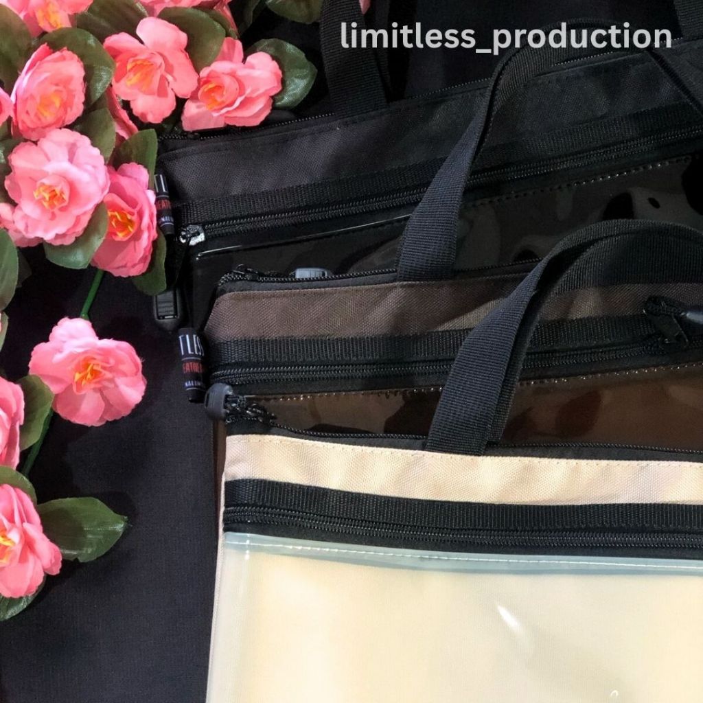 

Limitless - LOKA Map Document / Document Bag f4 Folio / Folder Map / Tas Dokumen Agenda dan Seminar Bahan Anti Air / Map Mika TransparanWarna