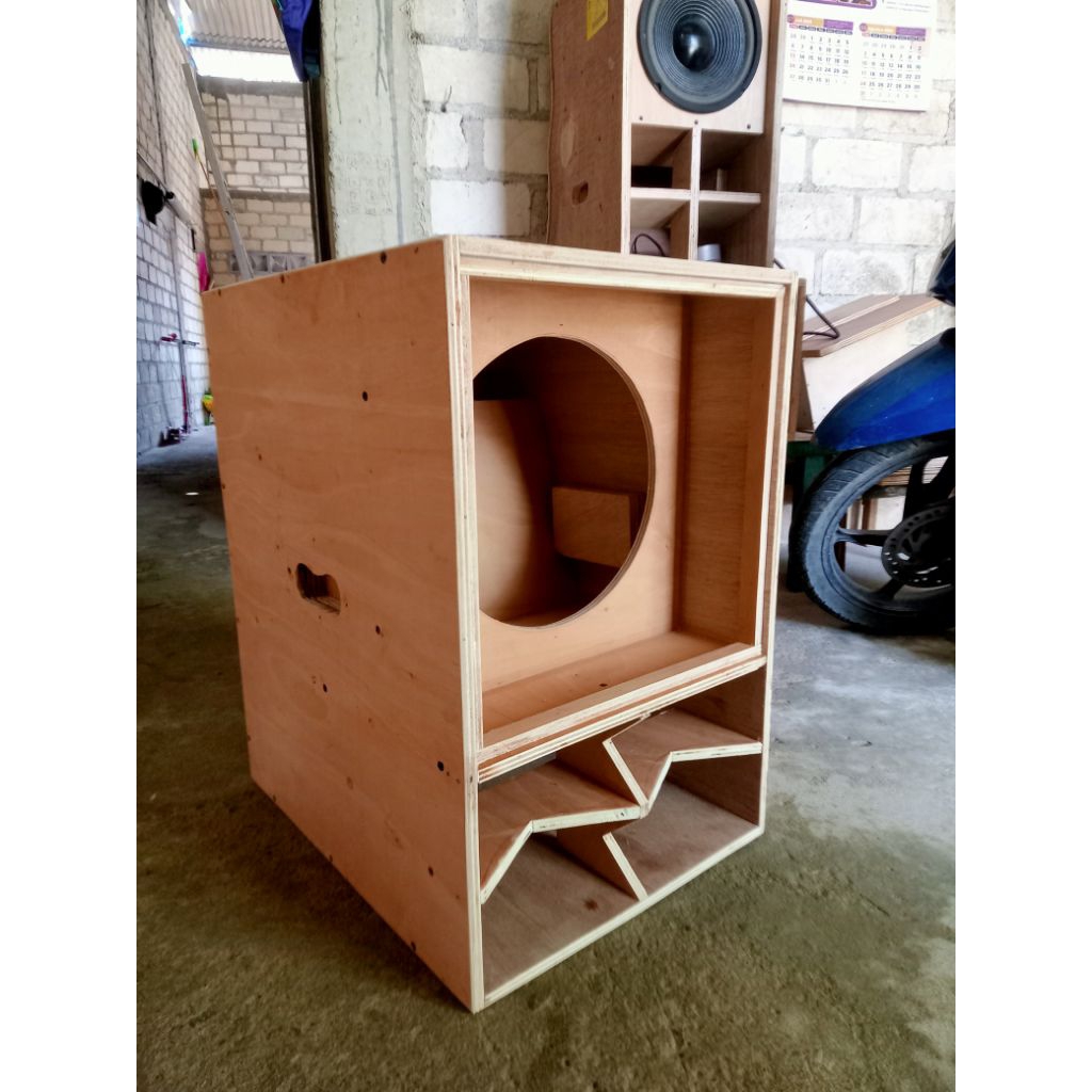 TERMURAH  BOX CBS NOGOSARI 12 INCH BAHAN 18MM RAPI DAN HALUS