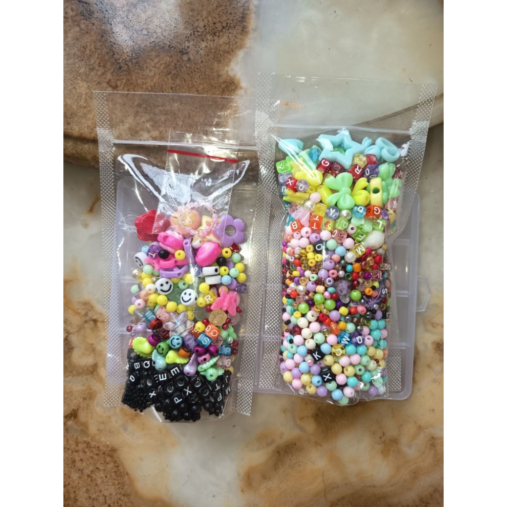 

2 pouch manik manik + wadah bening ukuran pouch 250ml