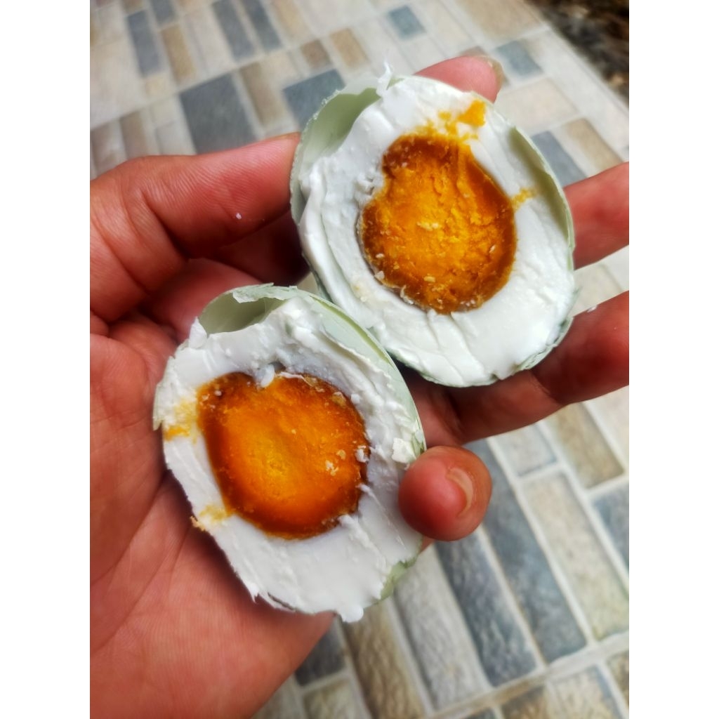 

telor asin isi 10 butir