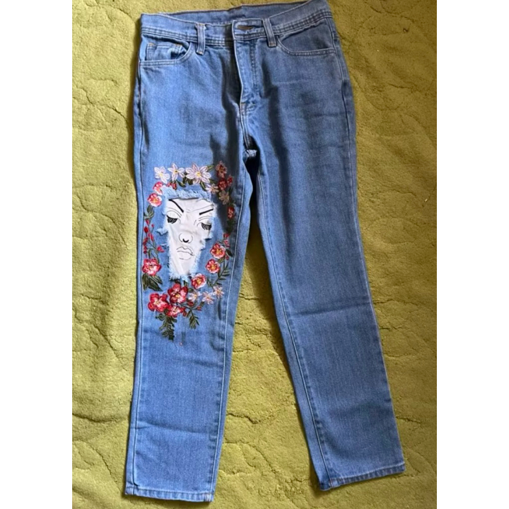 Celana jeans rempel bordir wanita