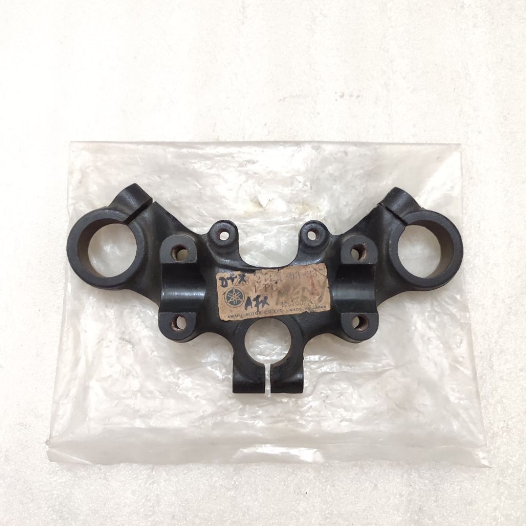 segitiga T atas shock shok sok skok depan yamaha DT100 DT100X DTX original japan