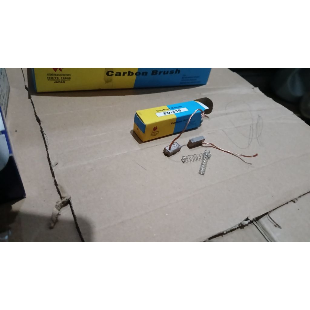 carbon brush brostel dinamo ampere alternator fd 316