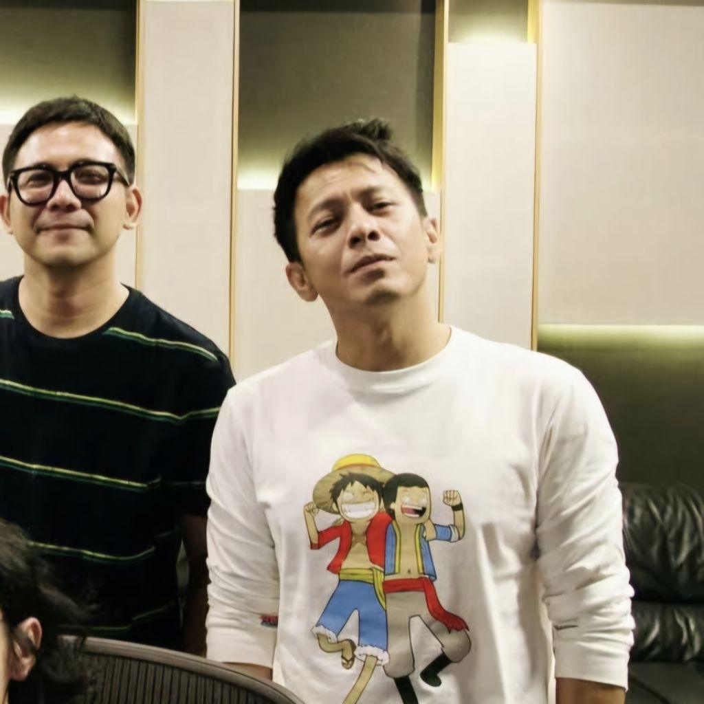 Kaos Pria | Ariel x 3Second x One Piece x Tahilalats Kaos Lengan Panjang Regular Fit Original