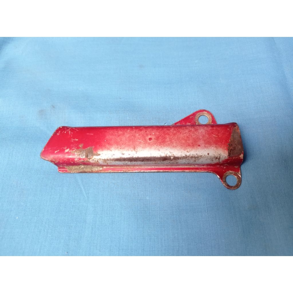 cover tutup kabel body tutup selang oli samping Yamaha v75 v80 original bekas second