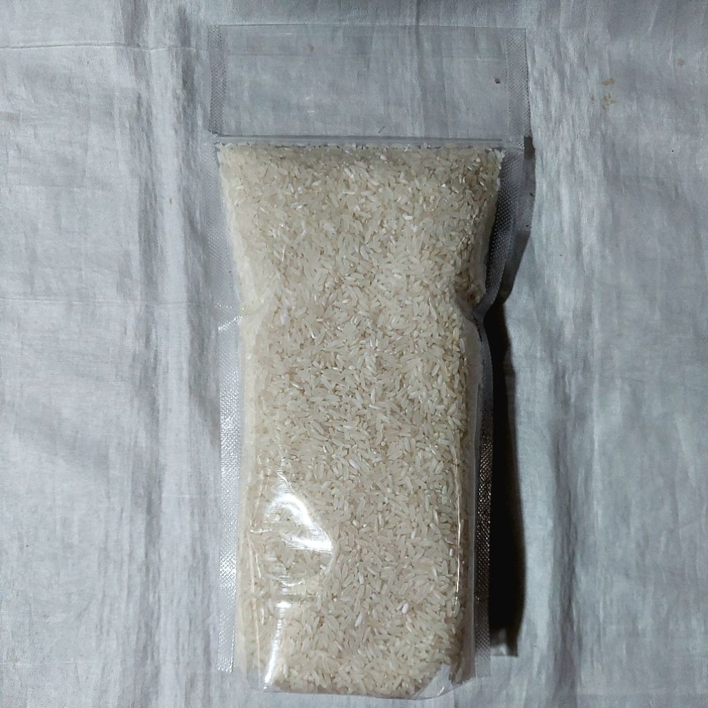 

[BELI BANYAK LEBIH HEMAT] 1 PCS BERAS REPACK PLASTIK TEBAL LAHAP/MENTARI KEMASAN 1 kg