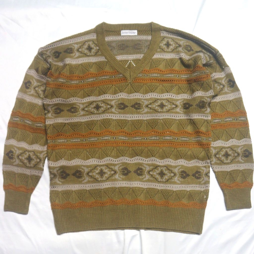 PREMIERE Vnevk Motif Timbul Textured Jaring Olive Green Hijau Navajo Knitwear Sweater Sweatshirt Cre