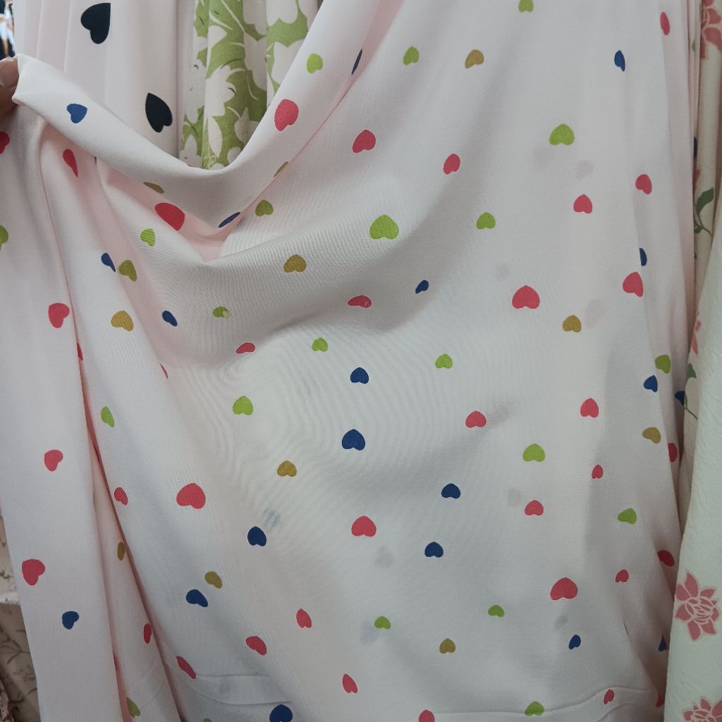 Kain Rayon Premium Lembut Bahan Jahit Adem  Jatuh Rayon Premium Motif Polos  Bahan Kain Lembut Jahit