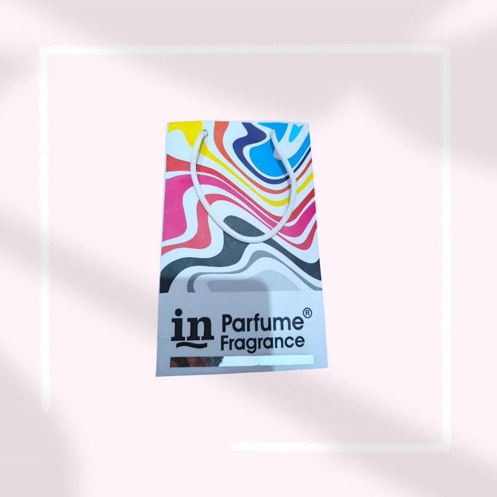 

preloved - paper bag Inparfume