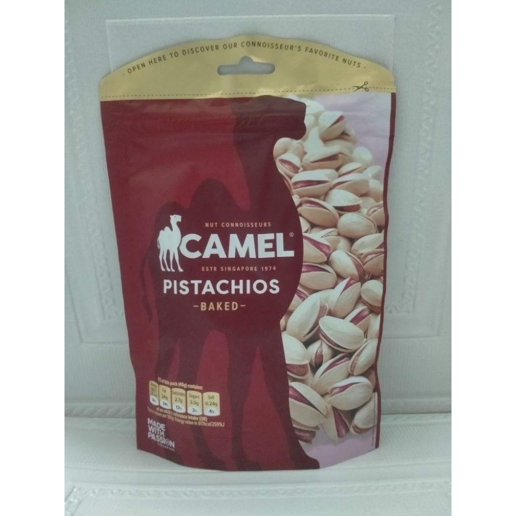

Camel Pistachios Baked 135 gr / Kacang Pistachios. Product of Singapore
