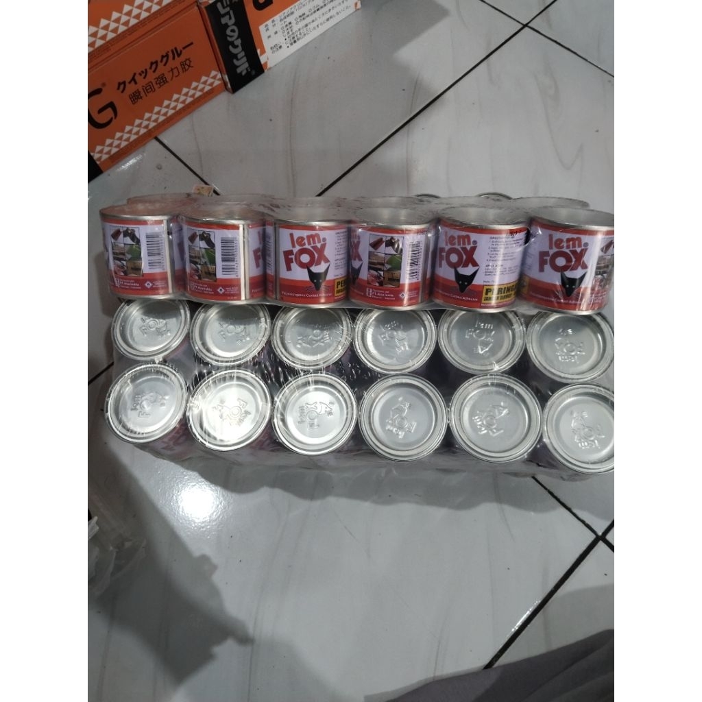 

LEM FOX KALENG 70GRAM ISI 12PCS