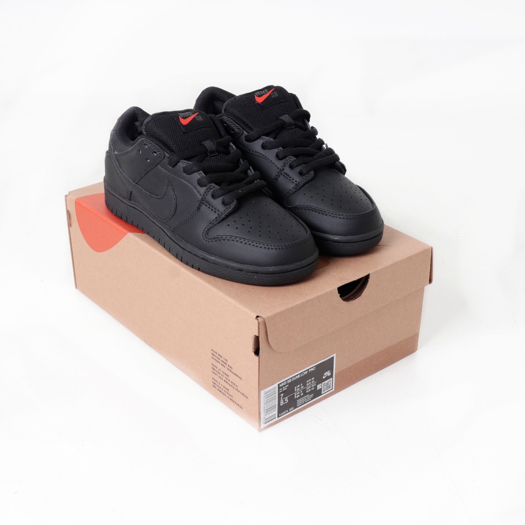 Nike SB Dunk Low Pro ISO Triple Black