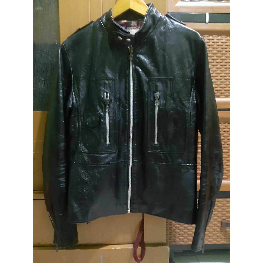 jaket motoran kulit italy size L fit M