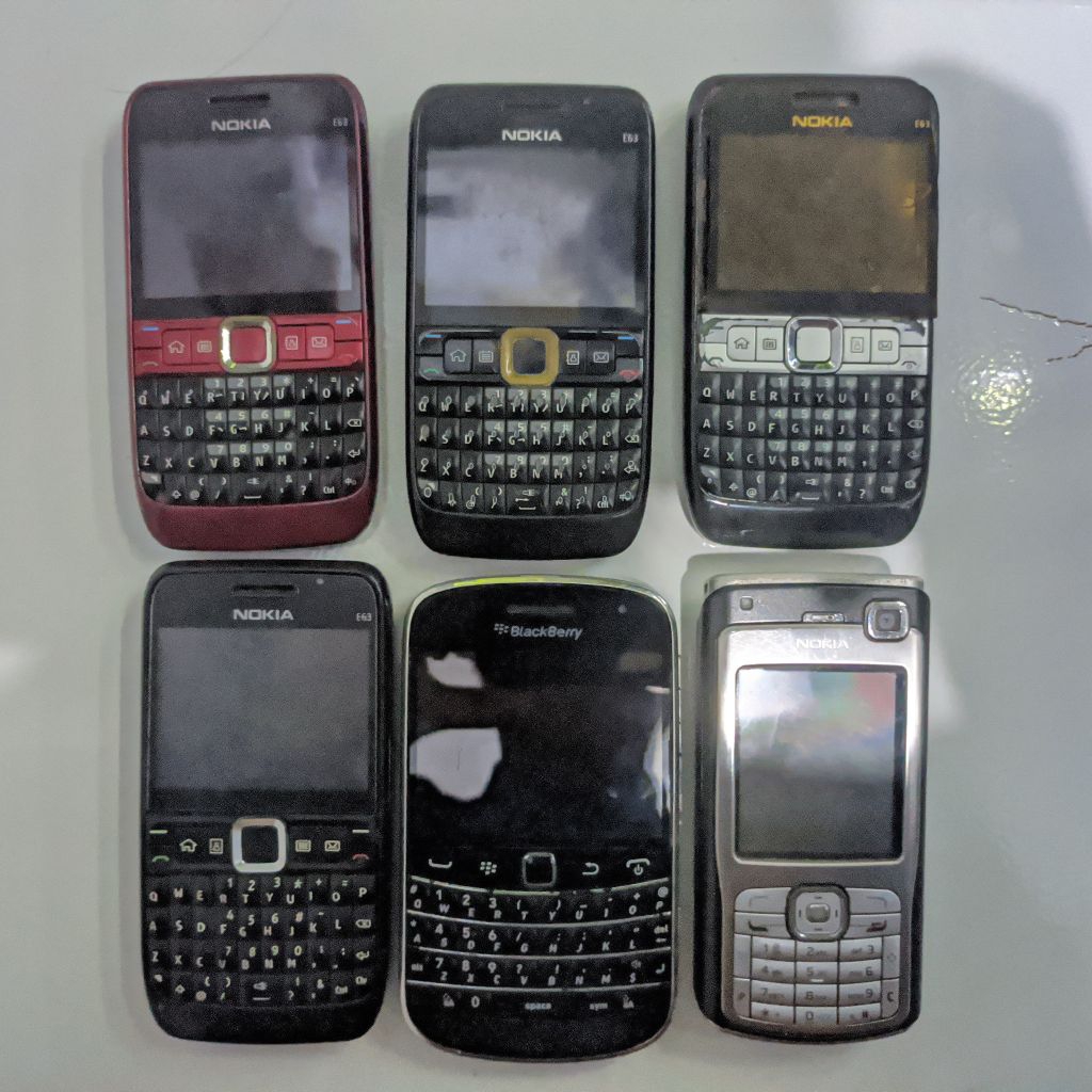 Hp nokia , blackberry rongsok bahan all tipe