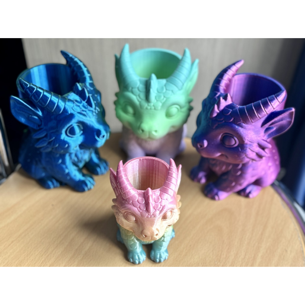 

Dragon Snizzle- Pencil Case - Crayon Organizer - Brush Holder