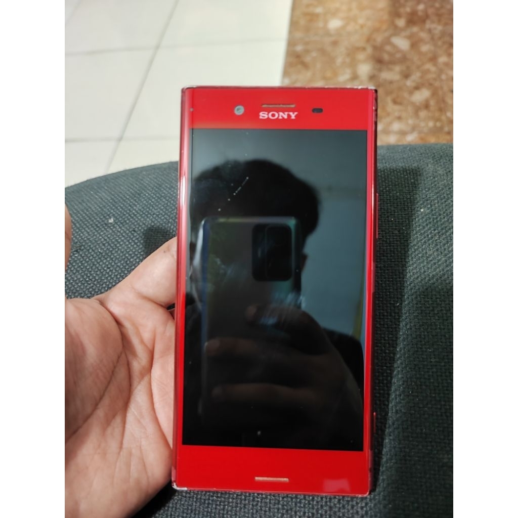 HANDPHONE ORIGINAL SONY XZ PREMIUM - LAYAR LCD ORIGINAL MULUS NORMAL - FRAME MULUS - MESIN MATI TOTA