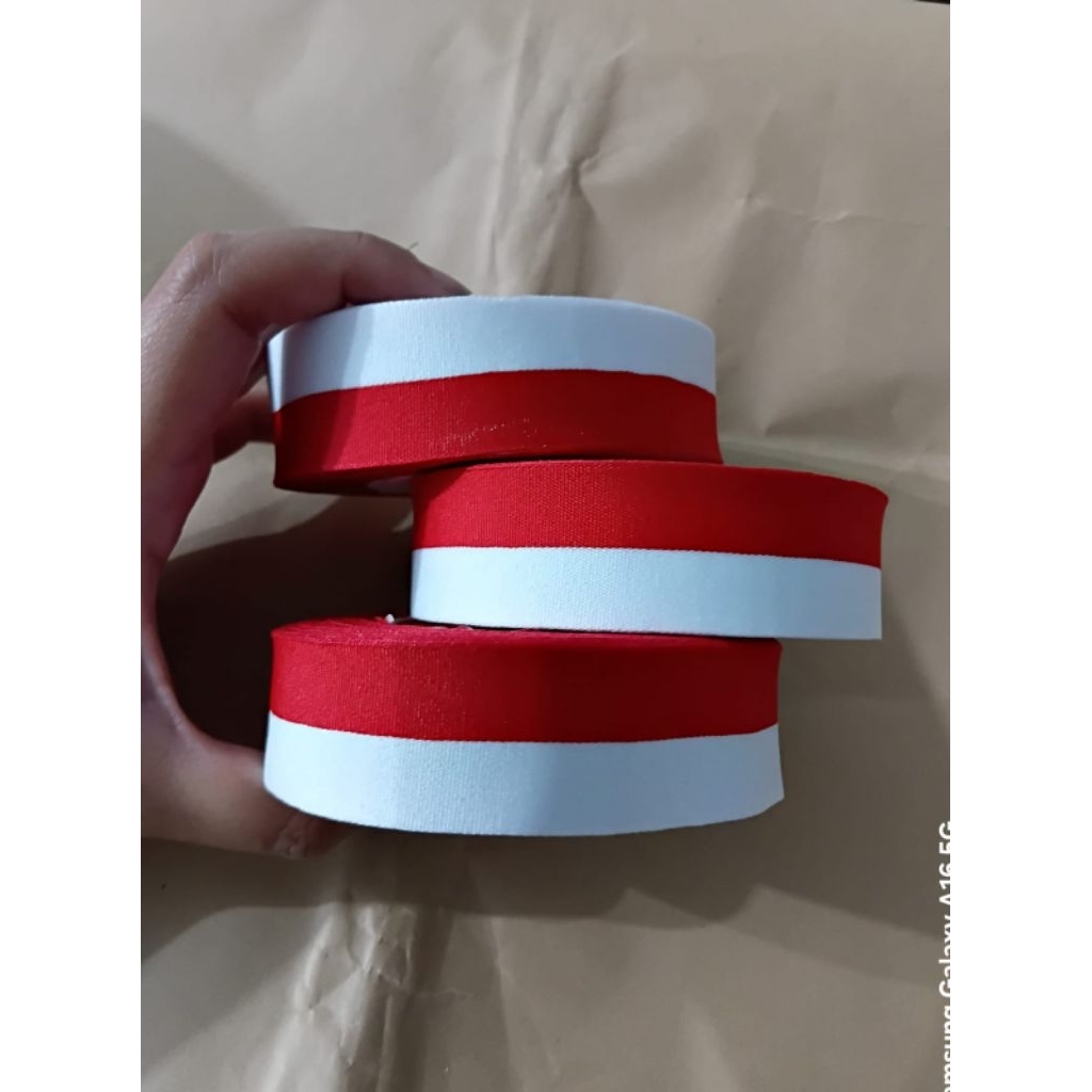 

Pita Satin Roll Pita Merah Putih Satin 1inch dan 1/2 inch Pita Satin 1/2 inch Pita Kain Merah Putih 2,5 cm dan 1,3 cm Pita Satin 17 agustus Pita Merah Putih 17 agustus
