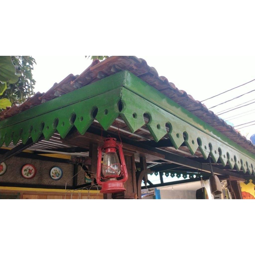 Lisplang Betawi bundar kayu solid panjang 2 meter