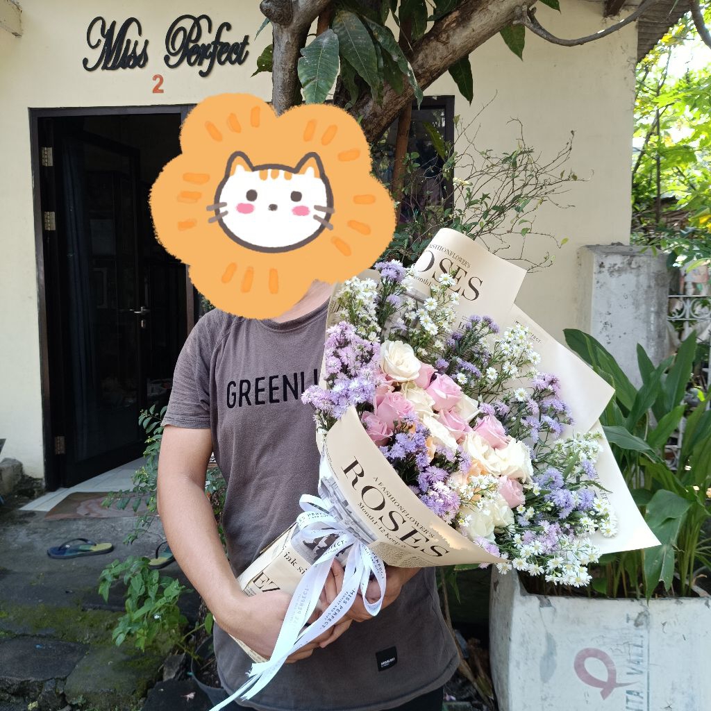 buket bunga mawar segar asli fresh mix 20 kuntum wrap coklat fresh flower Surabaya kado acara ultah 