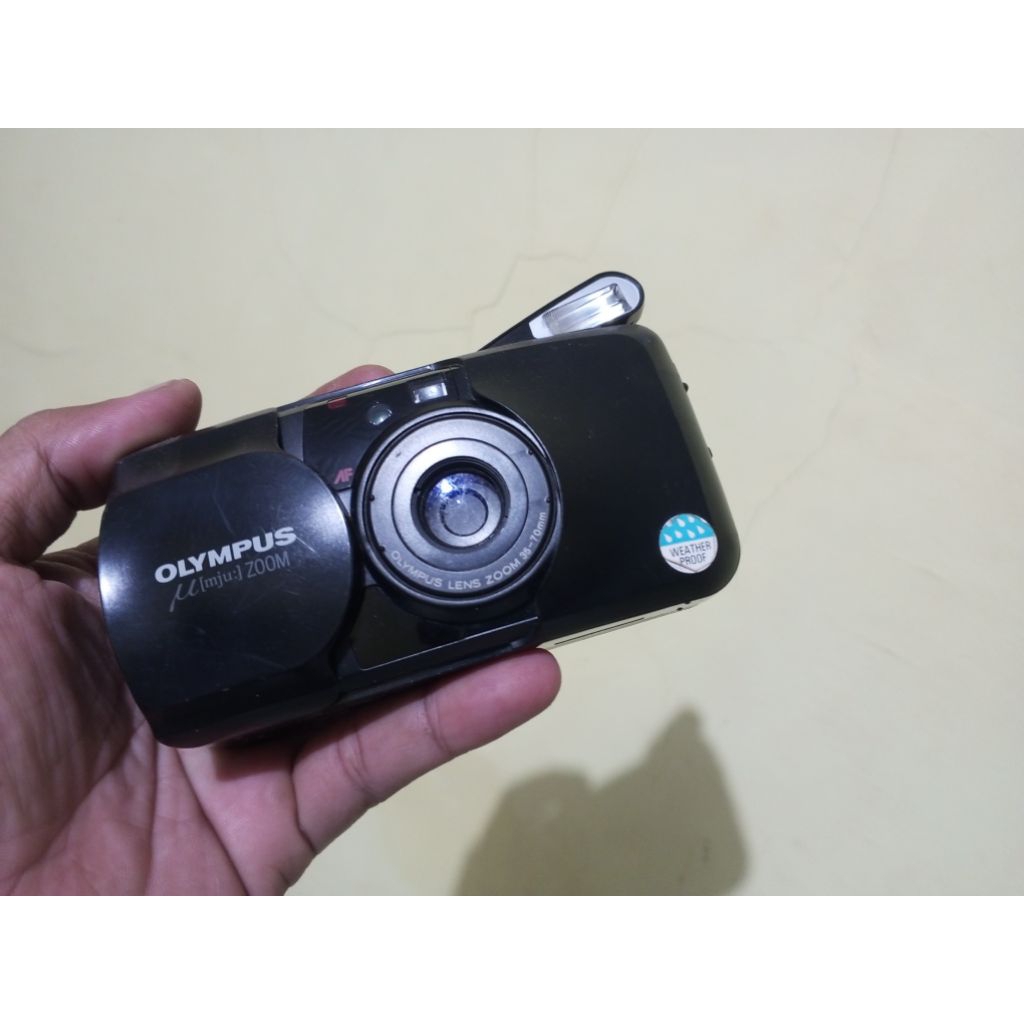 kamera analog Olympus mju zoom