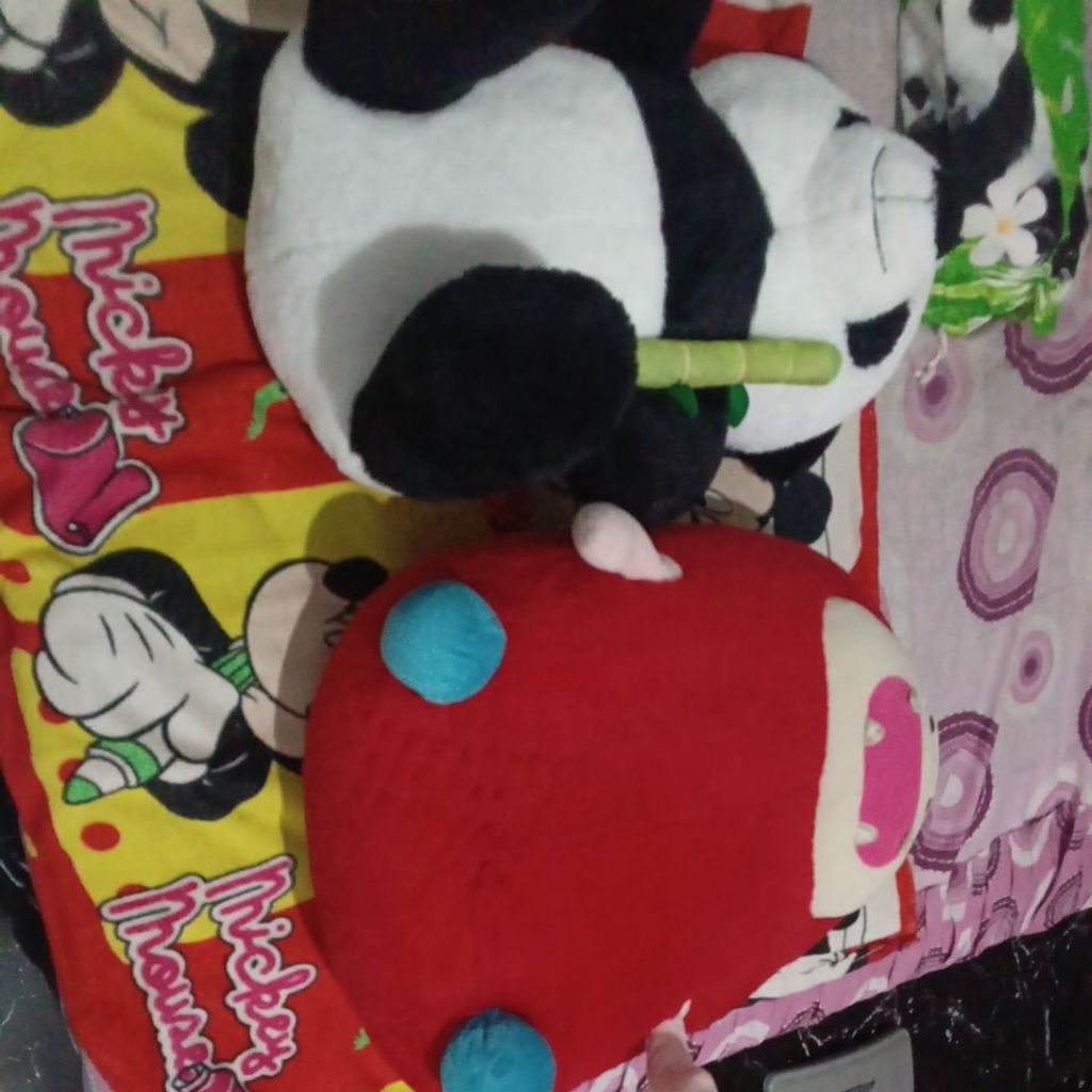 boneka besar