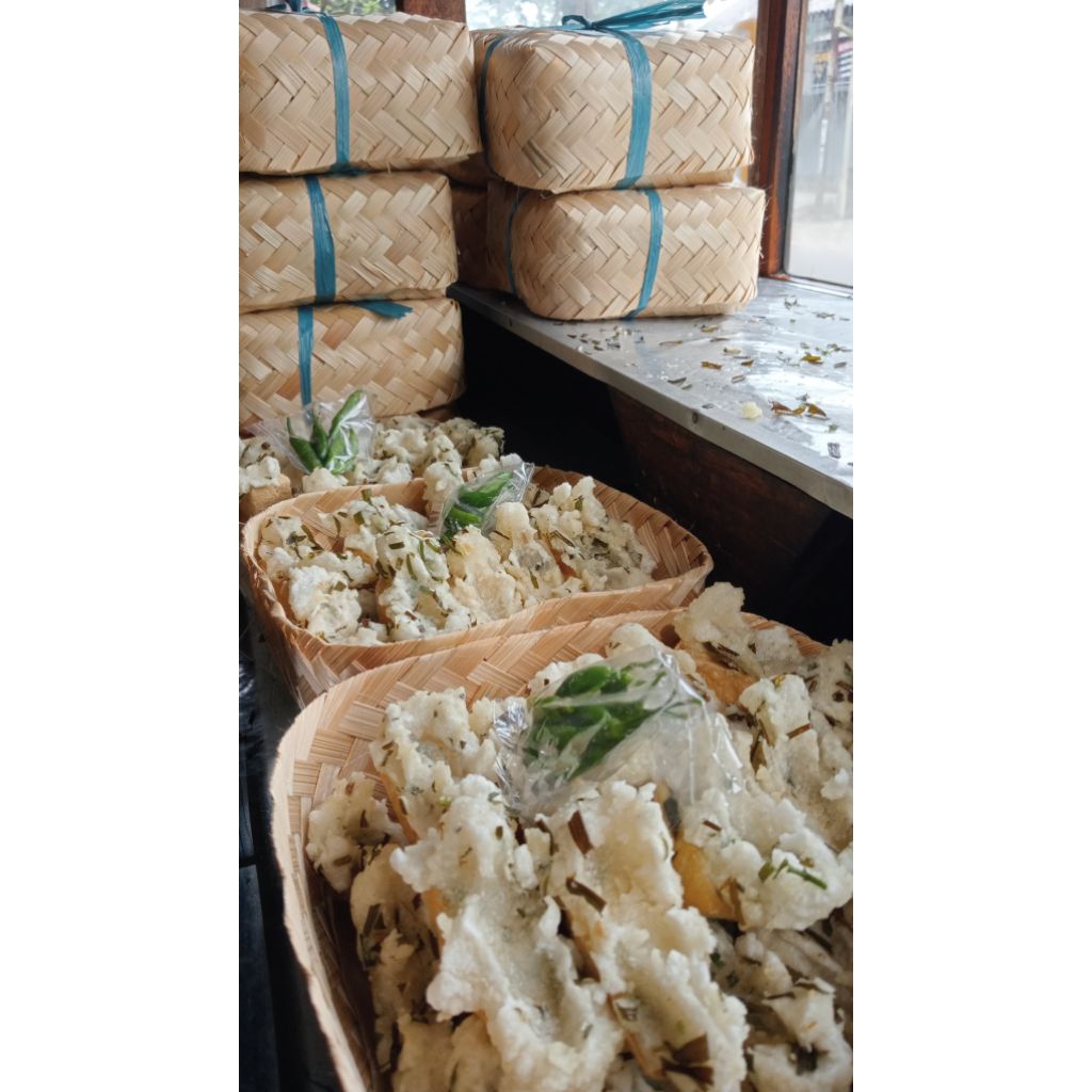 

TAHU ACI setengah mateng , kemasan frozen enak gurih